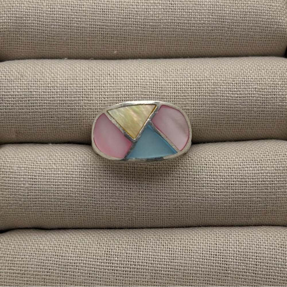 Vintage Sterling Silver Multicolor Mother of Pearl Inlay Pastel Ring size 6.5